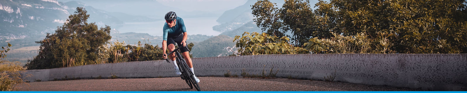 Szosowe zestawy osprzętu SHIMANO