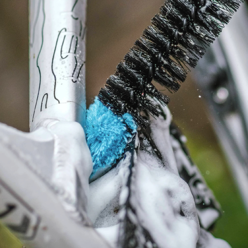 PEATY'S DETAIL BRUSH Čistící kartáč