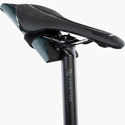 Brašna EVOC Saddle Bag Grey
