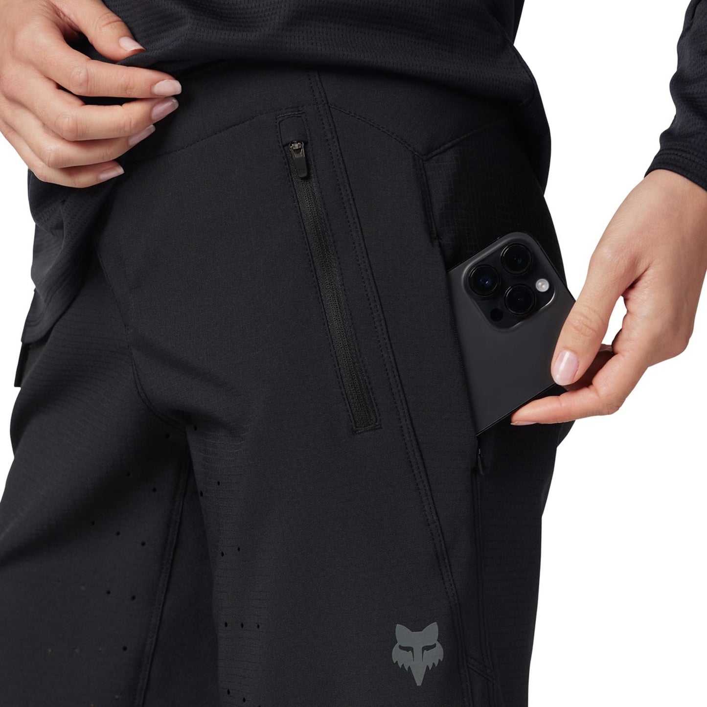 FOX DEFEND Shorts til kvinder Sort 2025