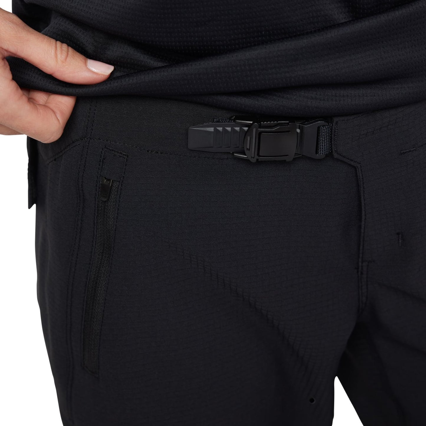 FOX DEFEND Shorts til kvinder Sort 2025