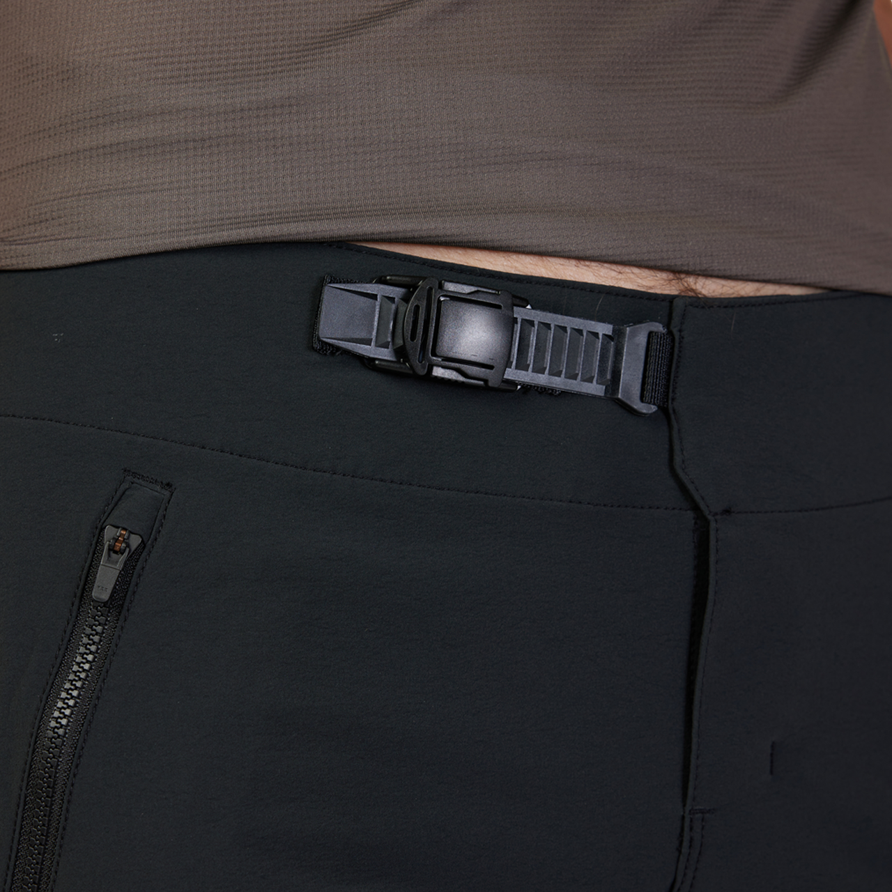 FOX FLEXAIR Shorts Svart