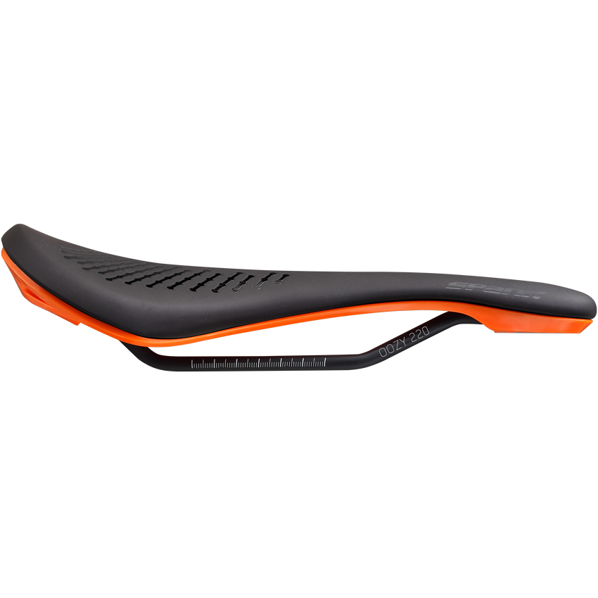 SPANK OOZY 220 144mm Sadel CrN/Ti Skinner Orange
