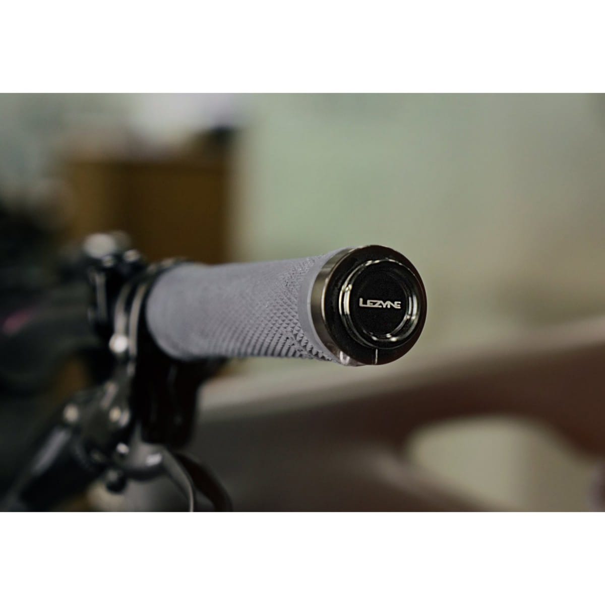 Integreret multiværktøj LEZYNE L-bøjle (11 værktøjer)