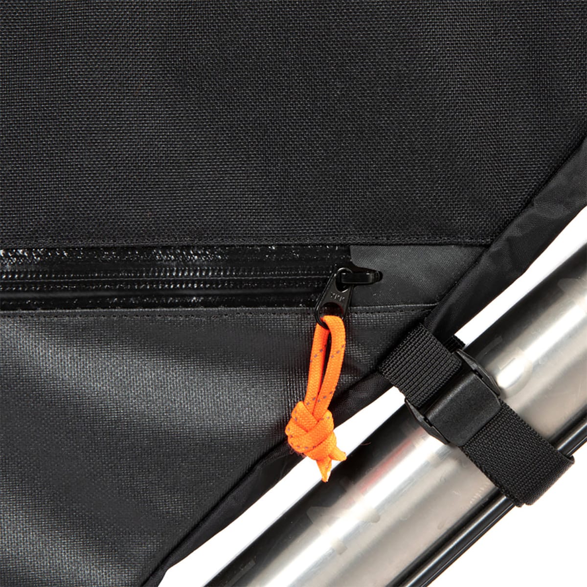 RESTRAP FULL FRAME BAG LARGE 9 L Black