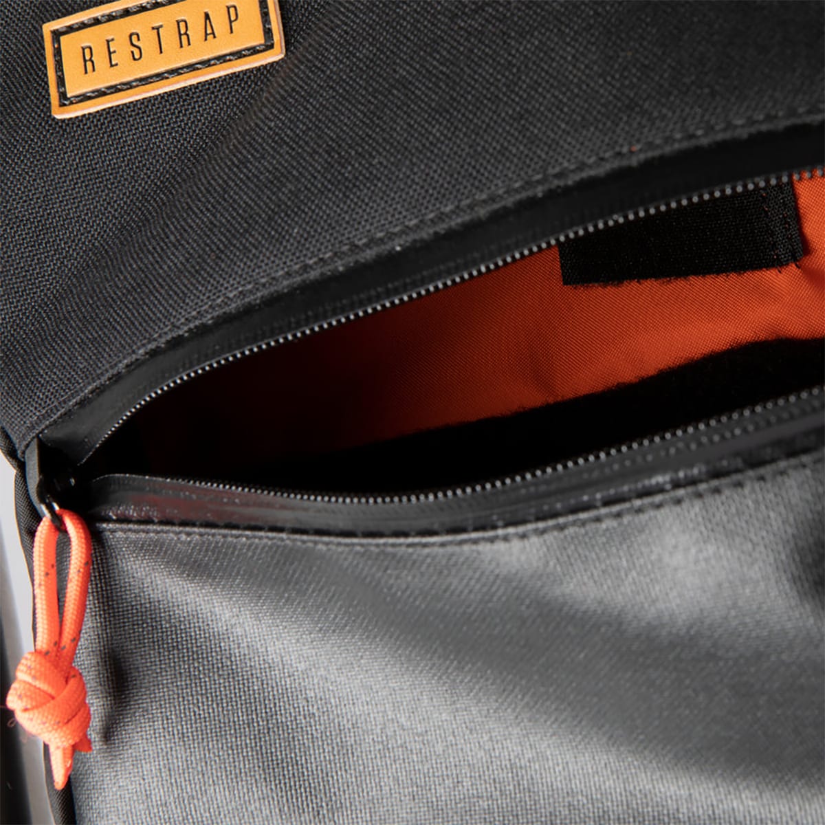 RESTRAP FULL FRAME BAG LARGE 9 L Black
