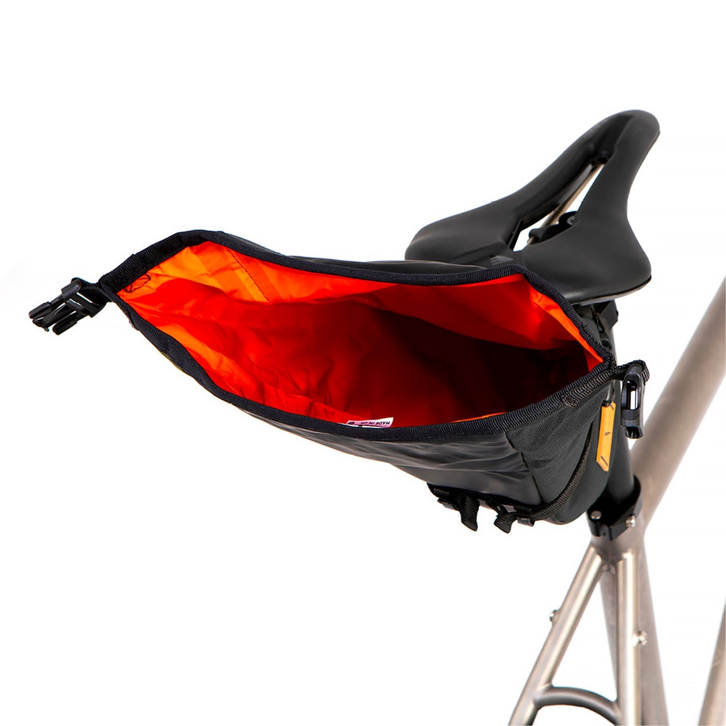 Sadeltaske RESTRAP SADDLE PACK 2.5L Sort