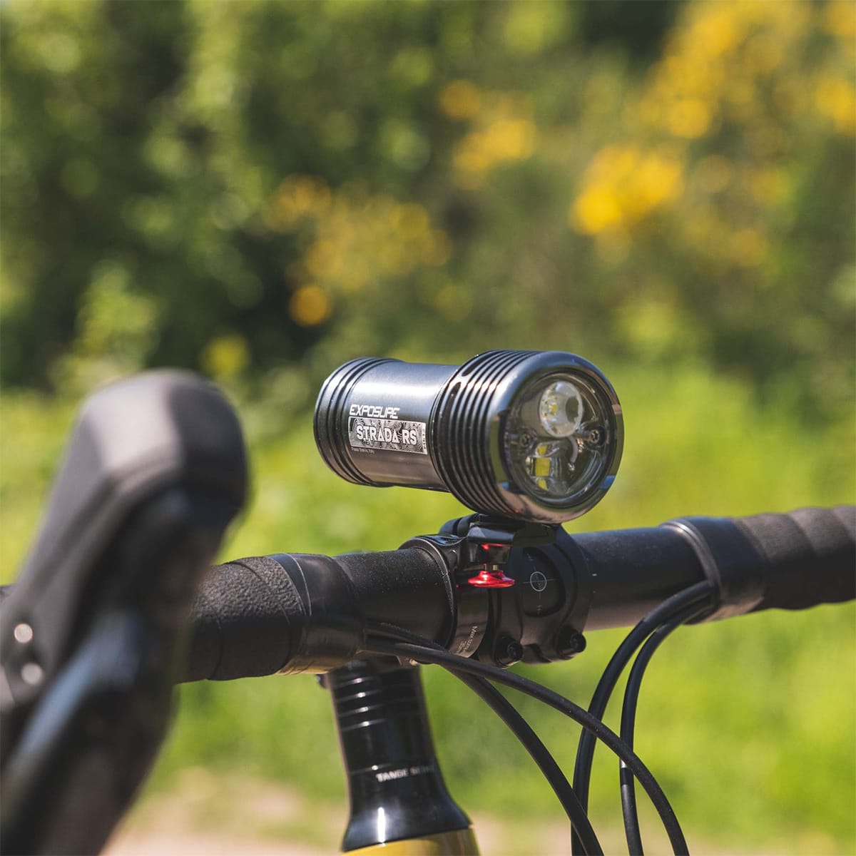 Přední osvětlení VÝSTRAŽNÁ SVĚTLA STRADA MK12 RS