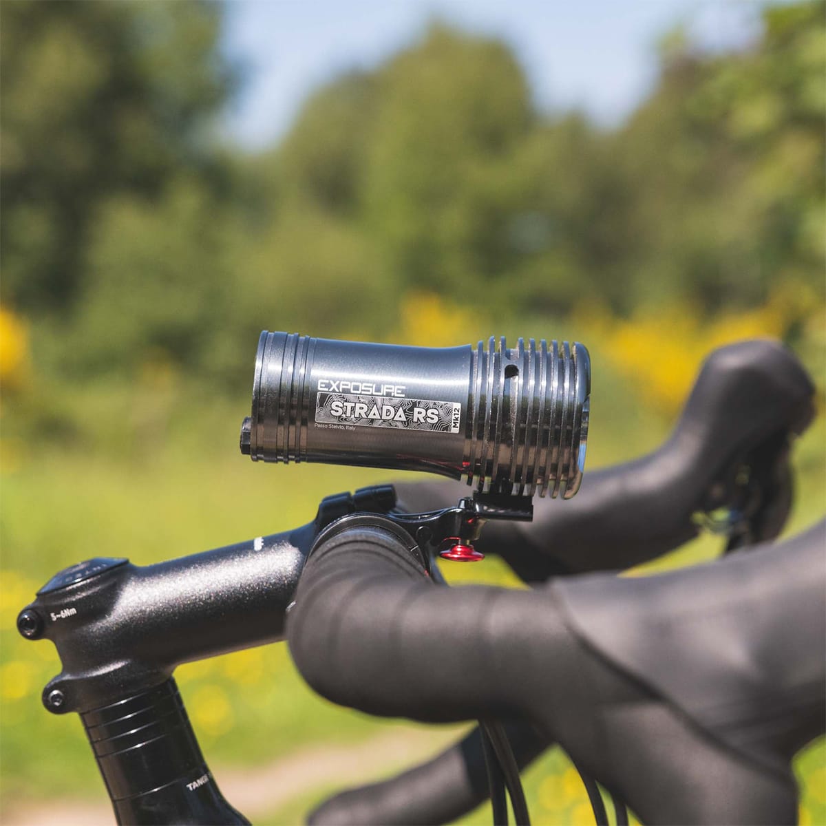 Přední osvětlení VÝSTRAŽNÁ SVĚTLA STRADA MK12 RS