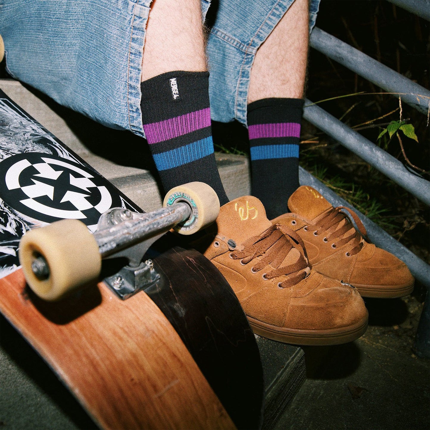 MERGE4 REPREVE SUBLTE GRAPE BLACK Strumpor