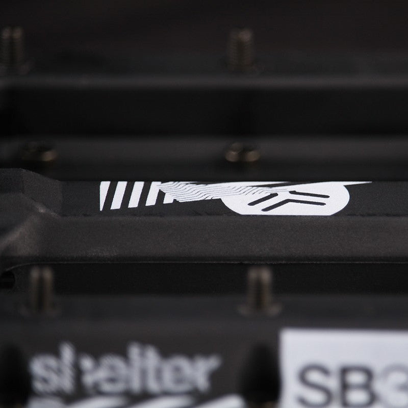 SB3 Shelter plattpedaler Svart