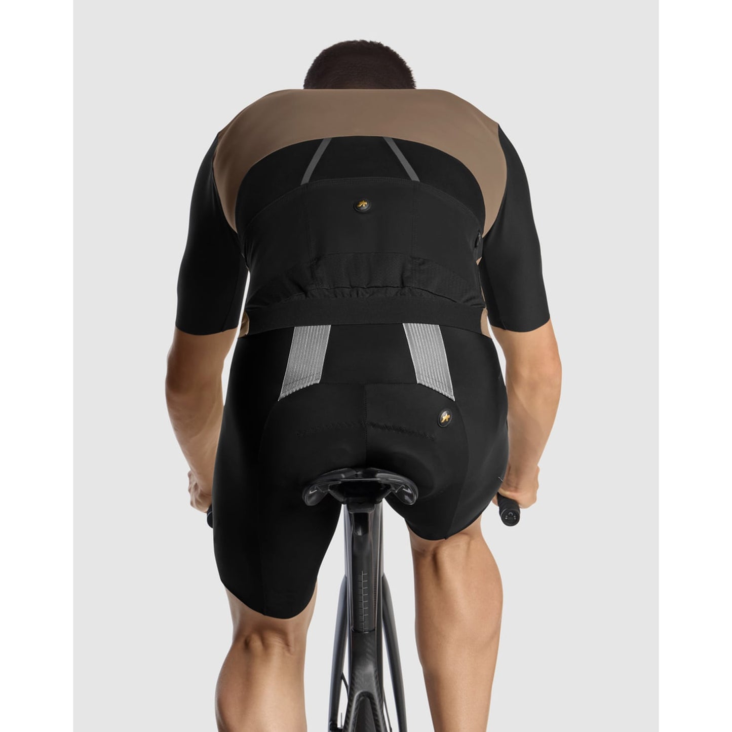 ASSOS EQUIPE RS S11 Dres s krátkým rukávem Black/Beige