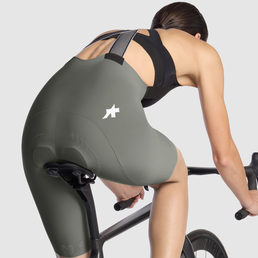 Cuissard Court à Bretelle ASSOS DYORA R S11 Femme Kaki