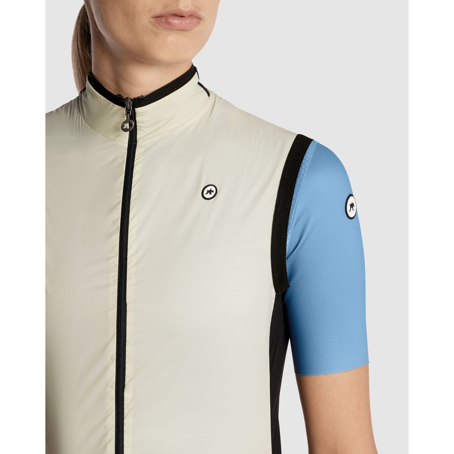 ASSOS UMA GT WIND C2 Beige Ärmlös jacka, dam