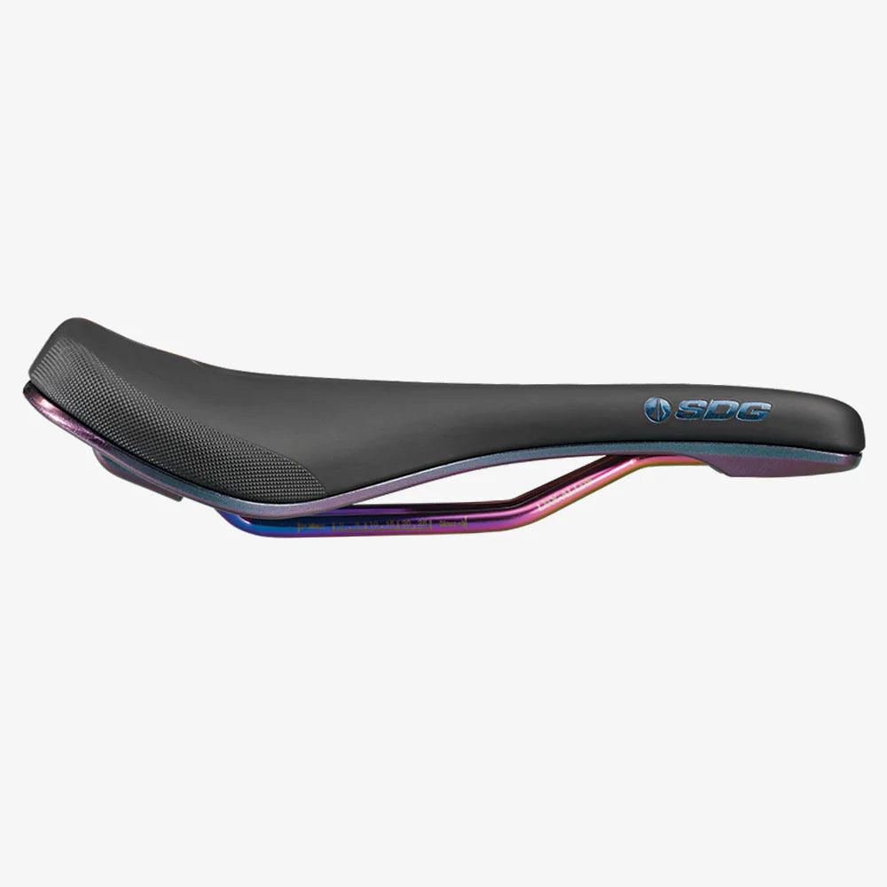 Siodełko SDG BEL-AIR V3 MAX Fuel Rails Lux-Alloy Oil Slick