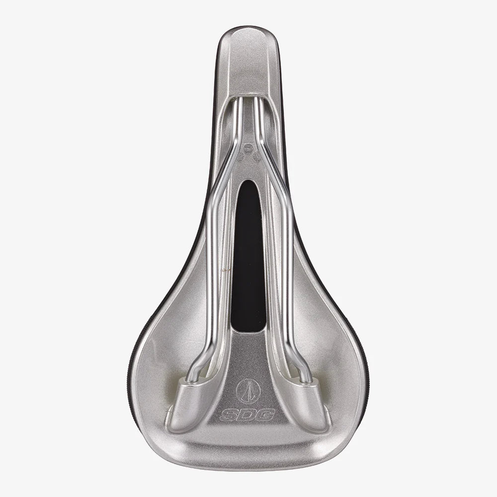 SDG BEL-AIR V3 Galactic Rails Lux-Alloy sadel Svart/Silver
