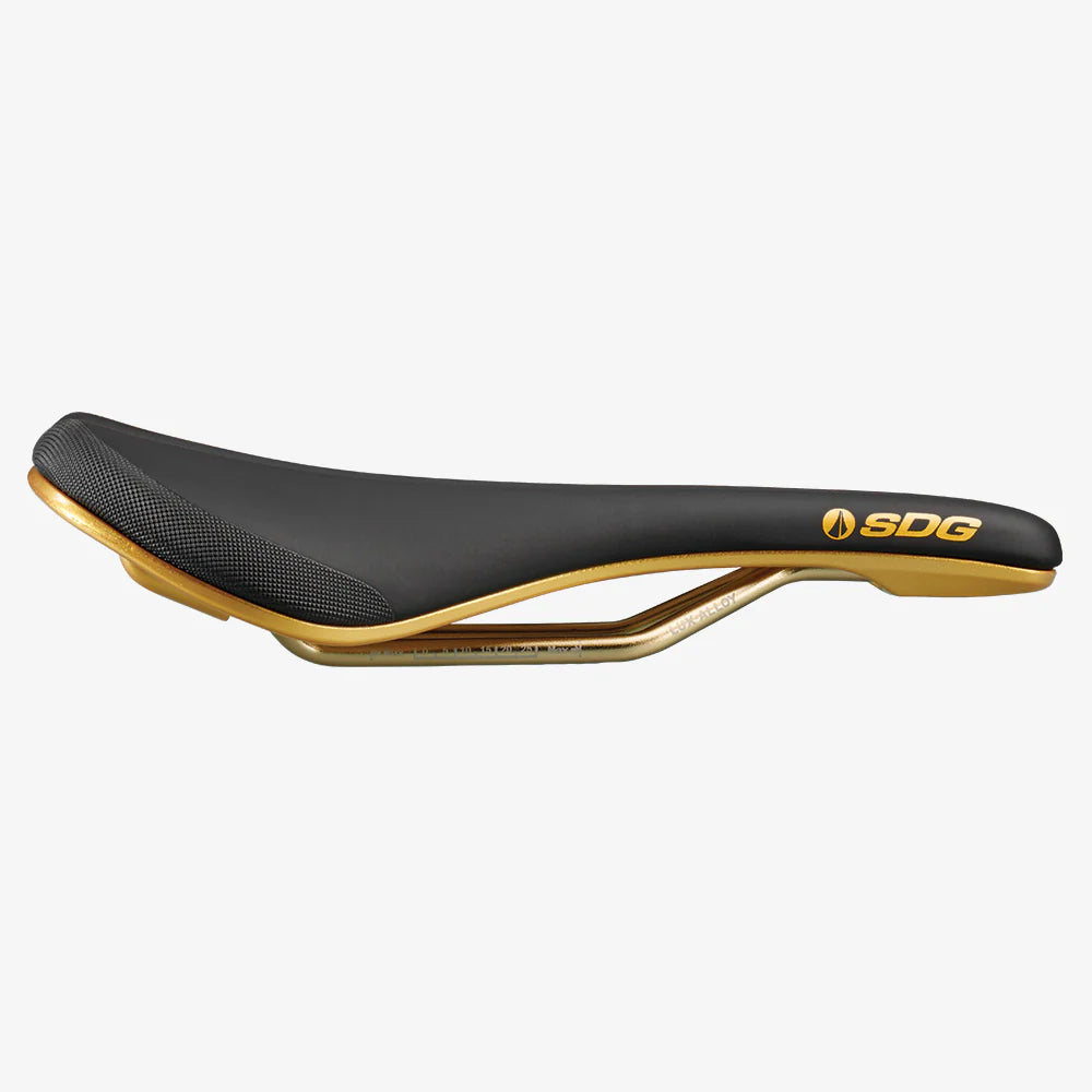 SDG BEL-AIR V3 Galactic Rails Lux-Alloy Sadel Svart/Guld