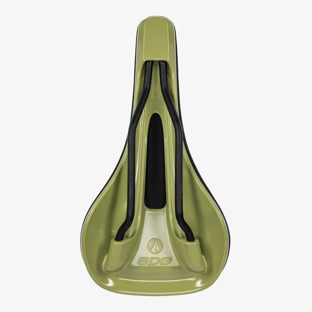 SDG BEL-AIR V3 Rails Lux Alloy Saddle Svart/Grön