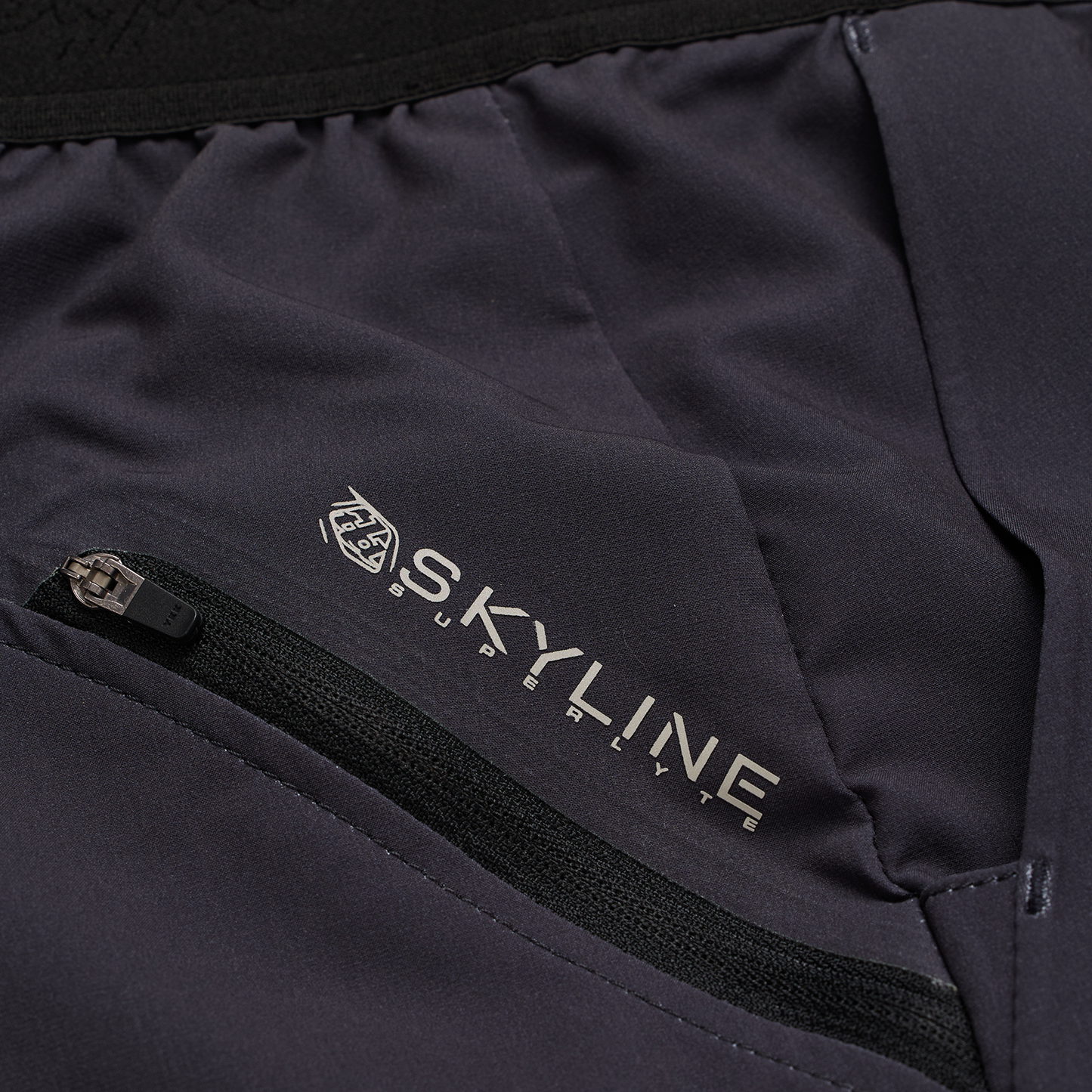 Pantalon TROY LEE DESIGNS SKYLINE SUPERLYTE MONO Noir 2025