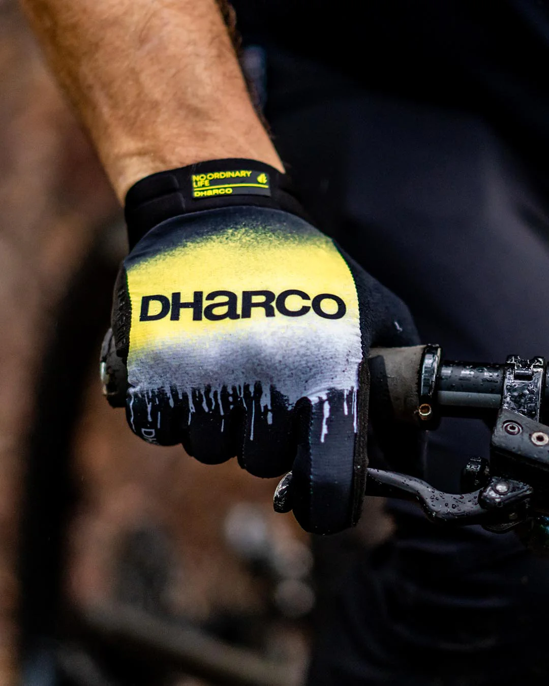DHARCO RACE ACID RAIN Rękawice czarny/żółty