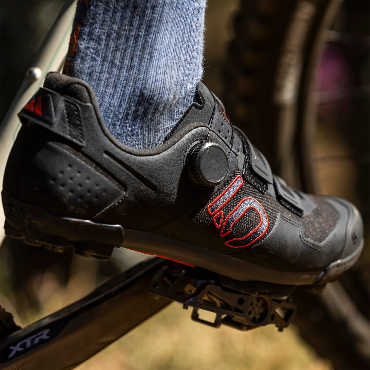ADIDAS FIVE TEN KESTREL BOA Buty MTB czarny/czerwony 2025