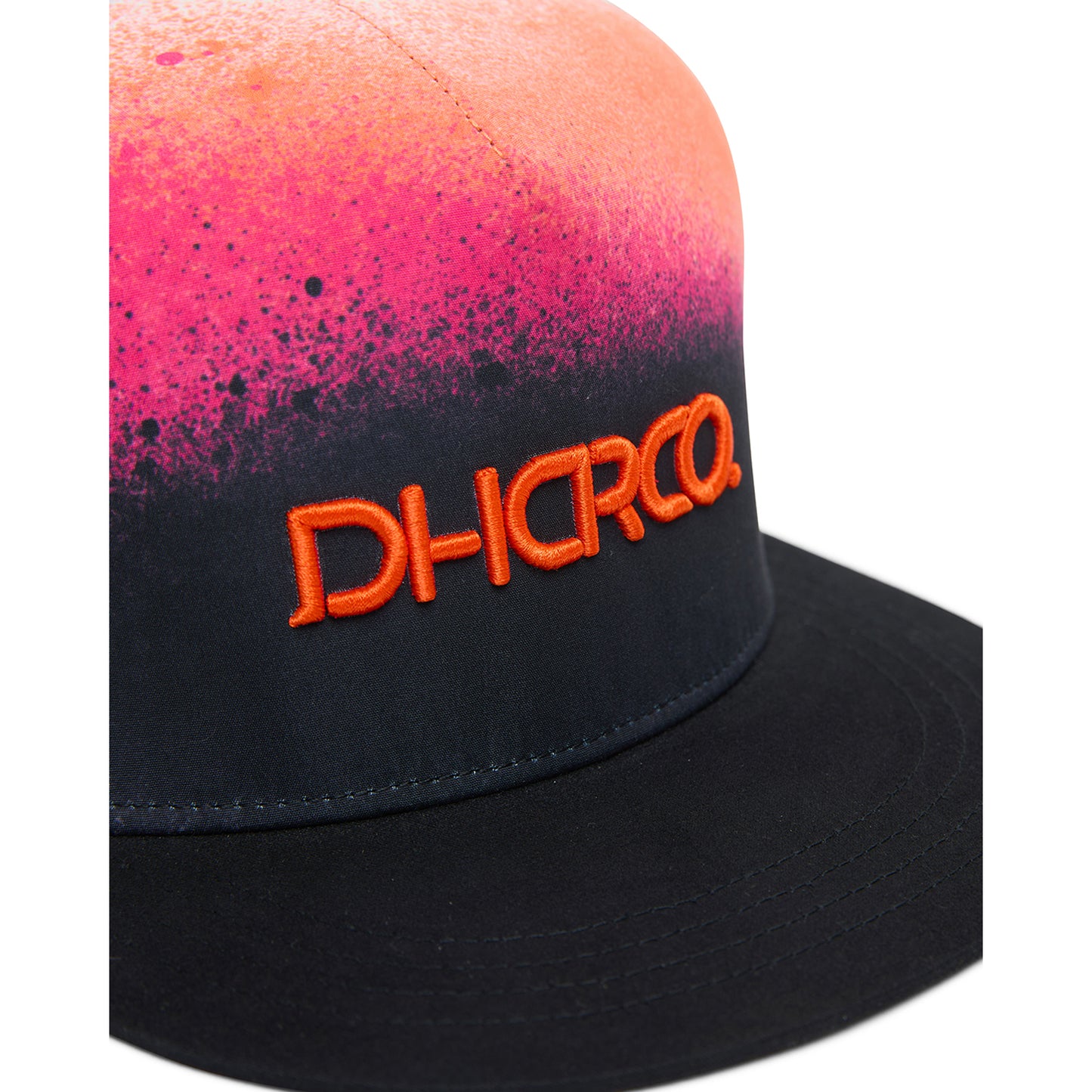 DHARCO FLAT BRIM TRUCKER BLACK SNAKE Keps Svart/lila