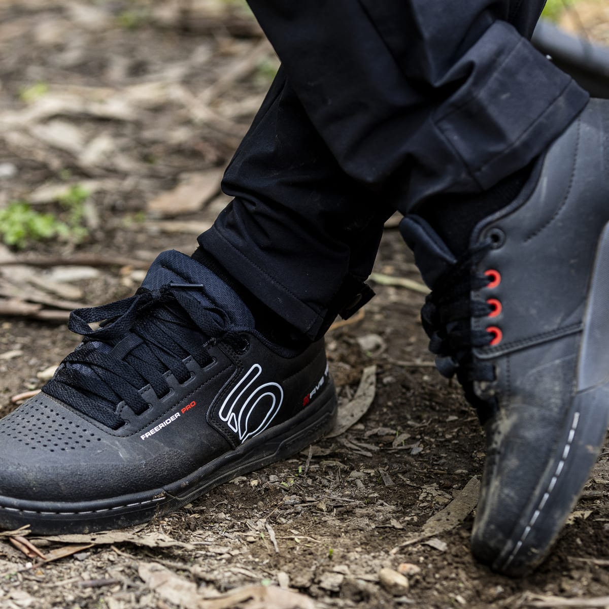 ADIDAS FIVE TEN FREERIDER PRO Buty MTB czarny/biały 2025