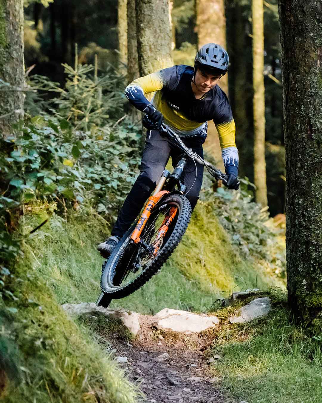 DHARCO RACE ACID RAIN Långärmad tröja Svart/Gul