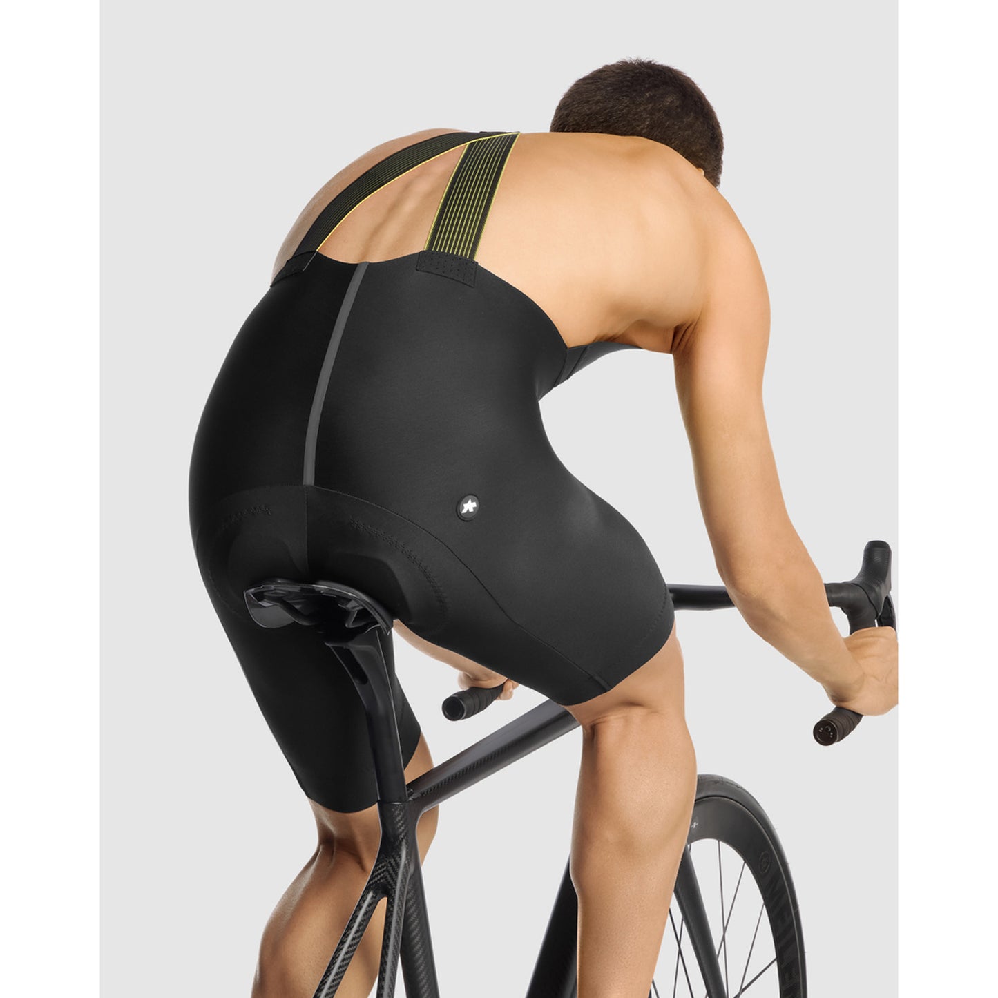 Spodenki ASSOS EQUIPE R S11 Black Series Bib Short