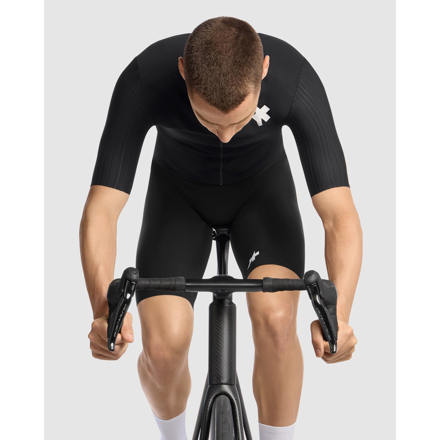 ASSOS EQUIPE RS S11 Jacka i svart serie