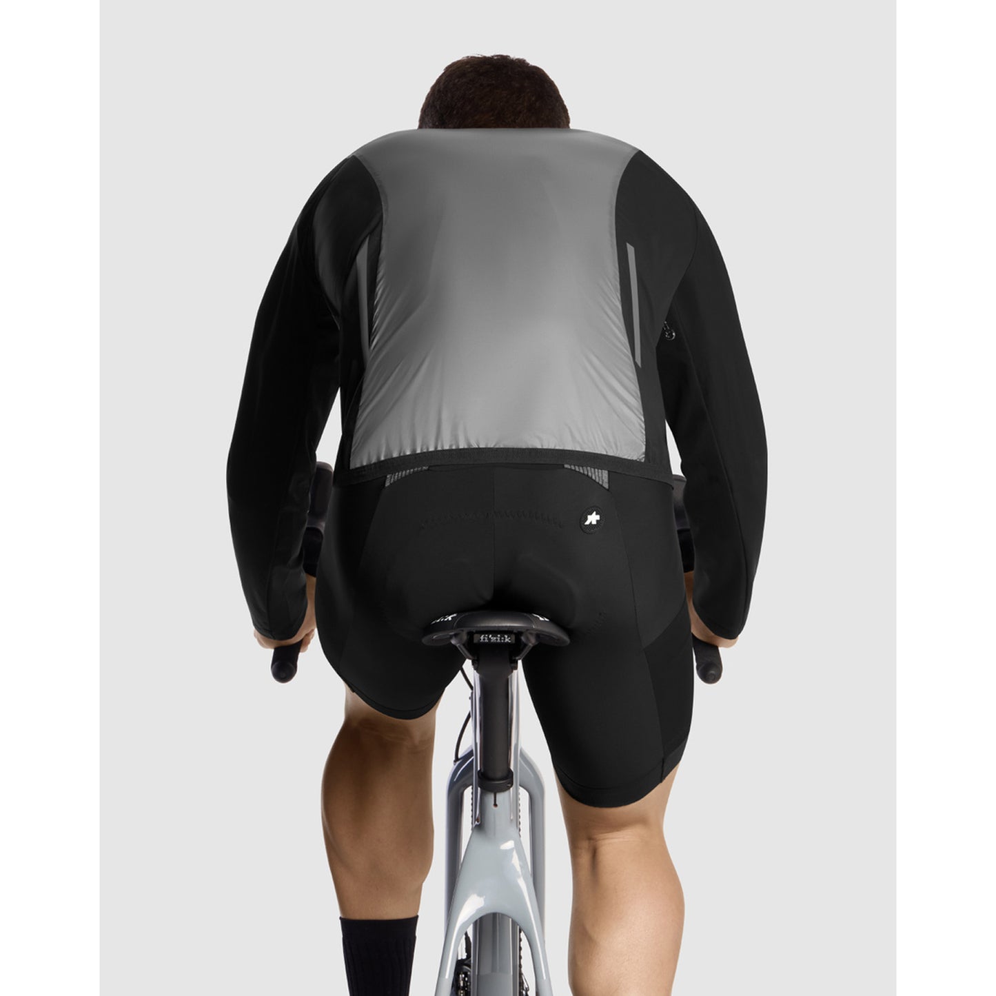 ASSOS TACTICA T5 Black Series Jacka