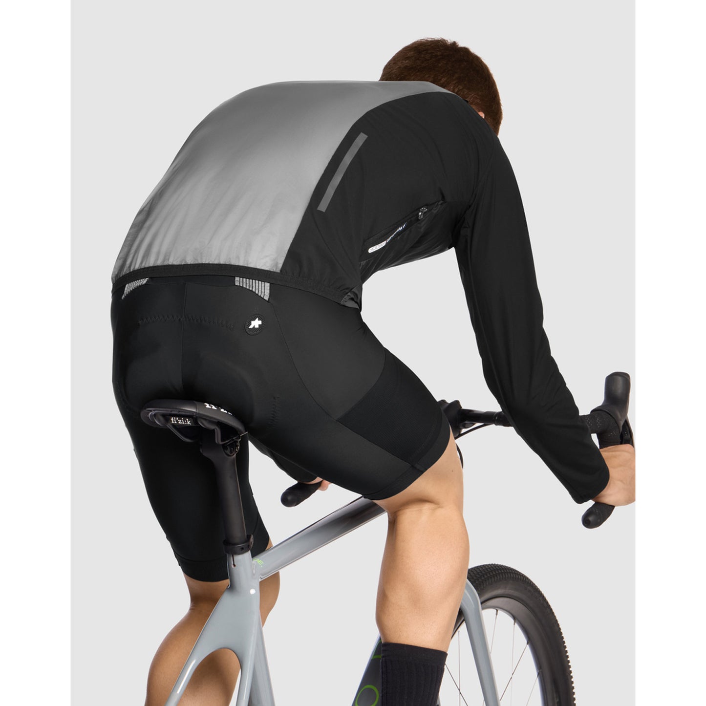 ASSOS TACTICA T5 Black Series Jacka