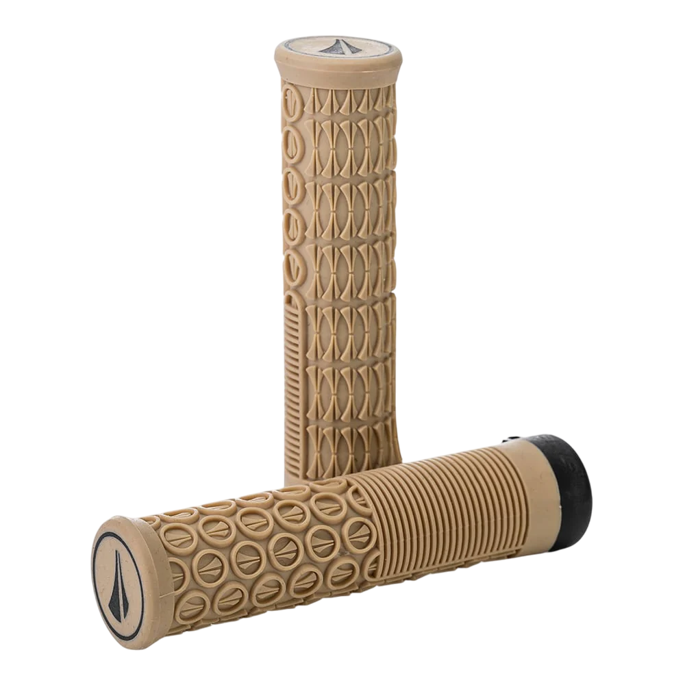 SDG THRICE-grepp 136 mm Beige Tan
