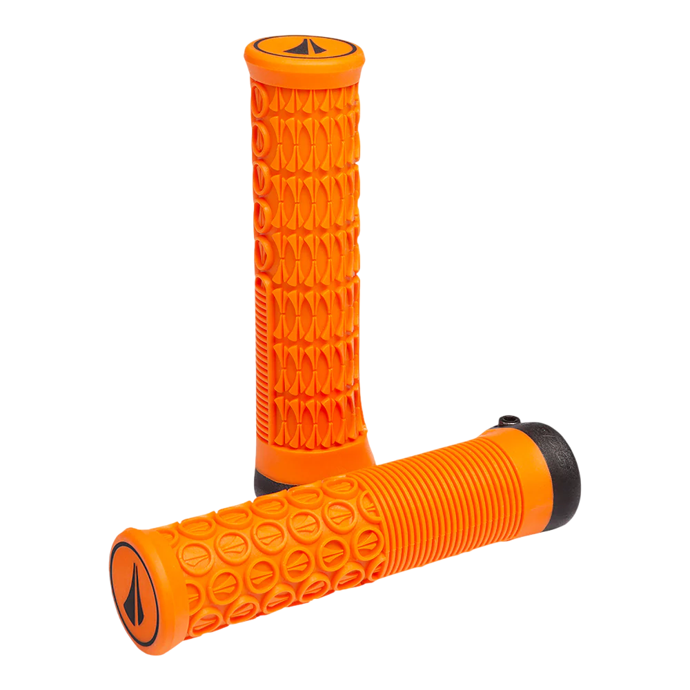 SDG THRICE-grepp 136 mm Orange