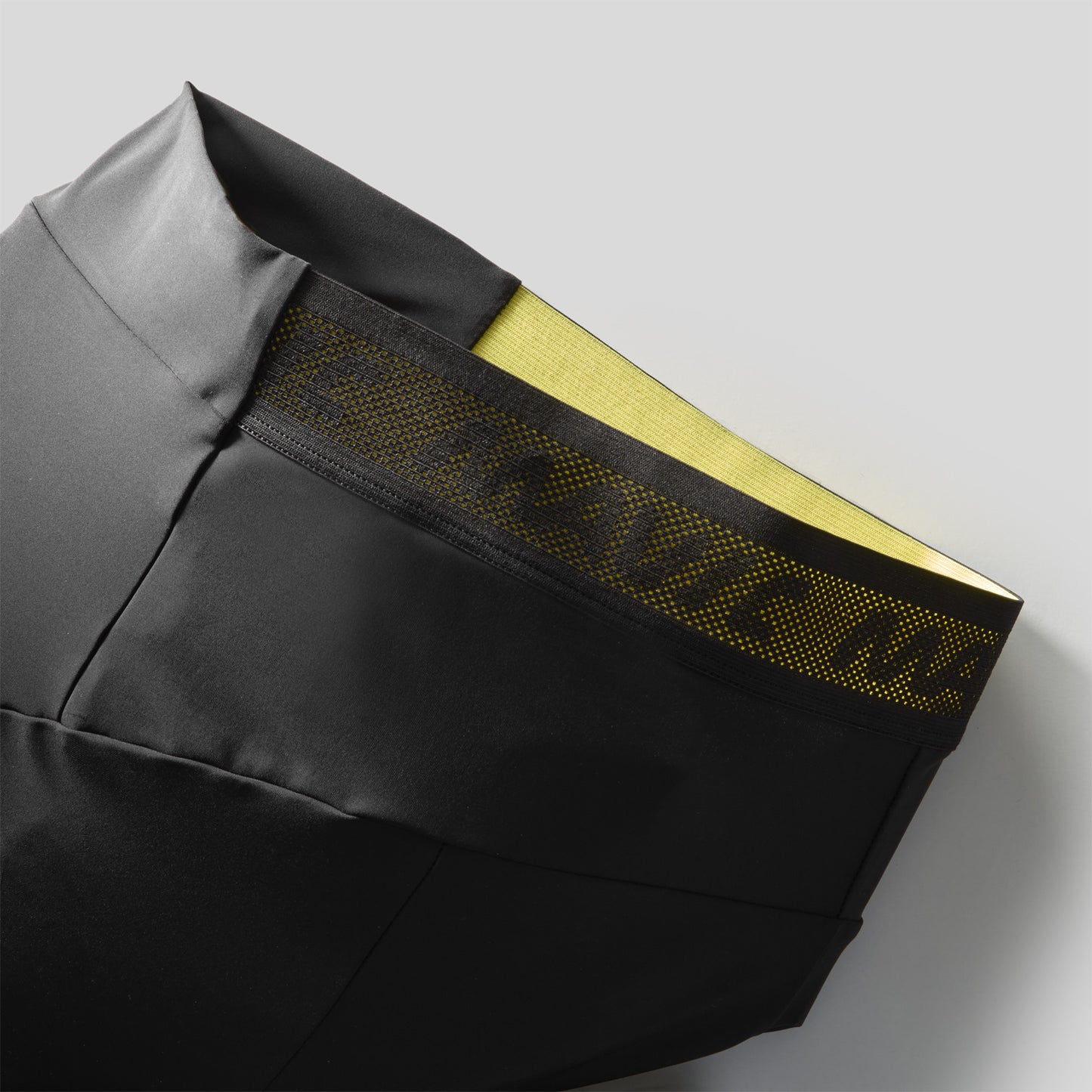 Damska koszulka MAVIC AKSIUM Bib Tight 3/4 czarna