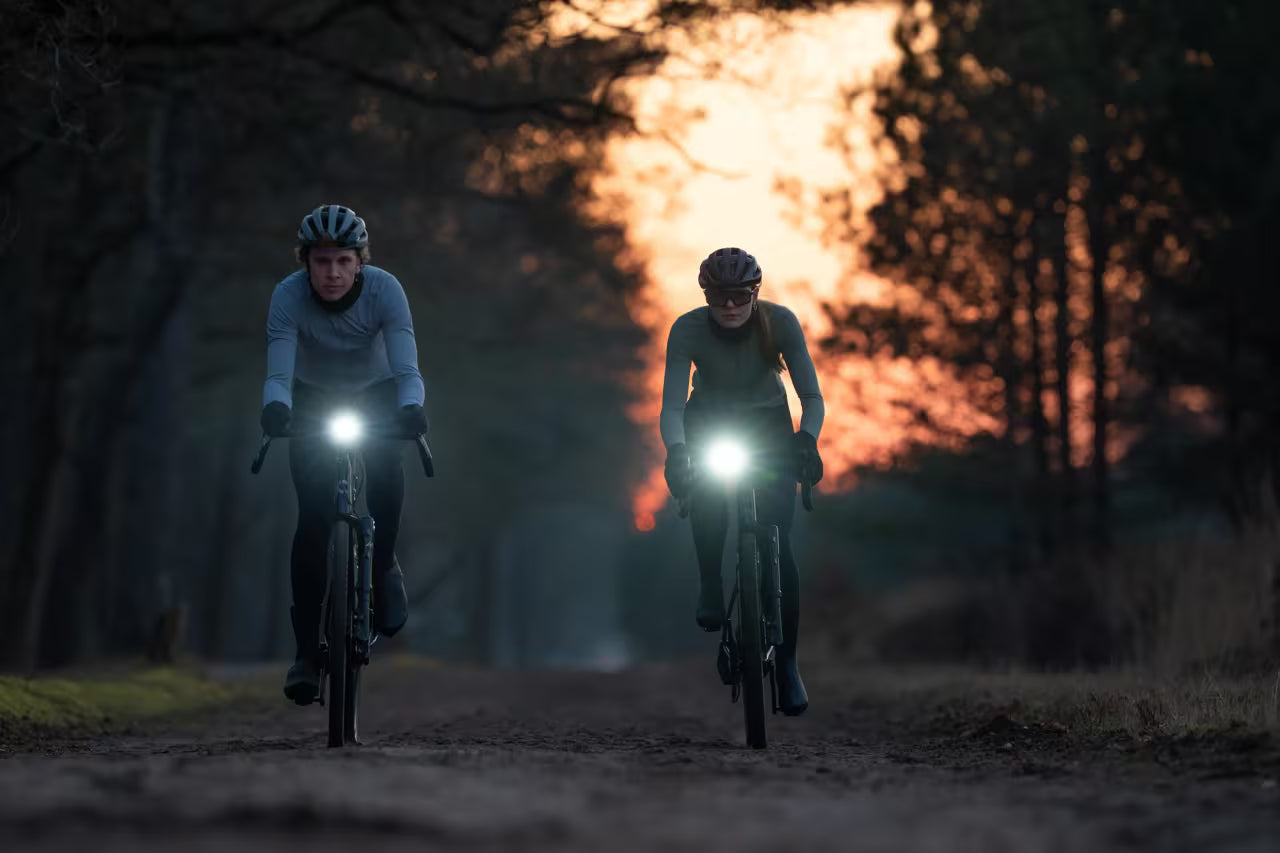 Éclairage Avant BBB NANOSTRIKE 700i Rose