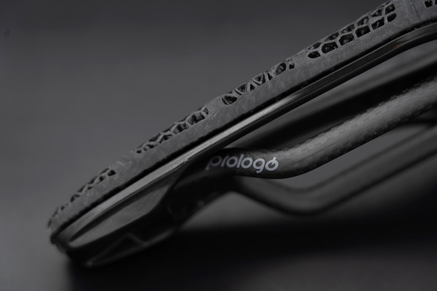 Siodełko PROLOGO NAGO R4 PAS 3DMSS