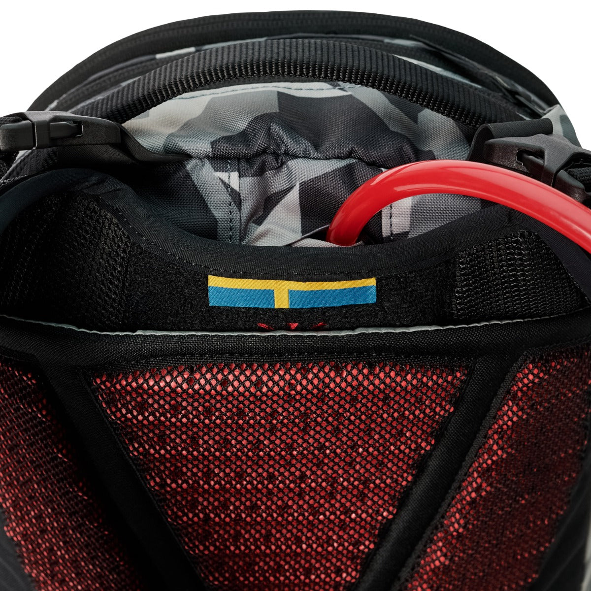 Batoh USWE SHRED 25 L Camo