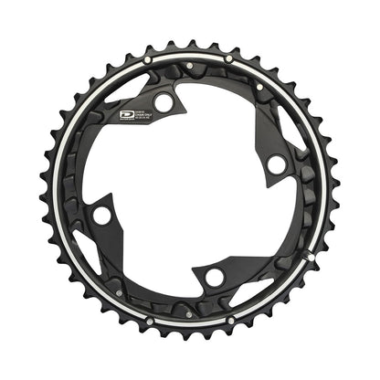 Plateau Extérieur SHIMANO DEORE M610 10V 4 Trous 104mm — vue du plateau sur fond blanc