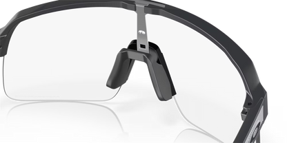 Lunettes OAKLEY SUTRO LITE Matt Carbon Verre Clear Photochromique - O9463-4539