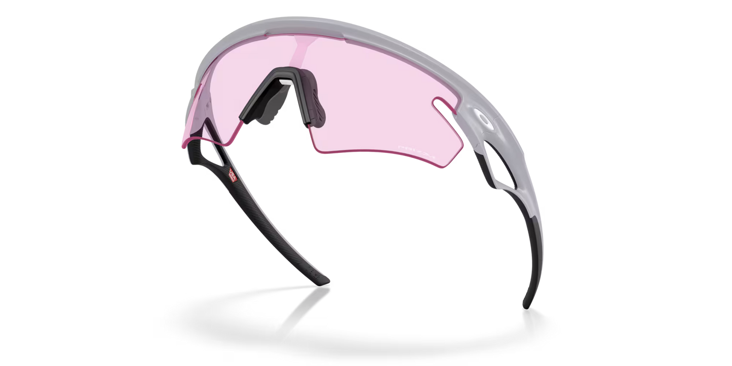 OAKLEY SPHAERA SLASH Matt Fog Prizm-lins för svagt ljus - OO9499-0736