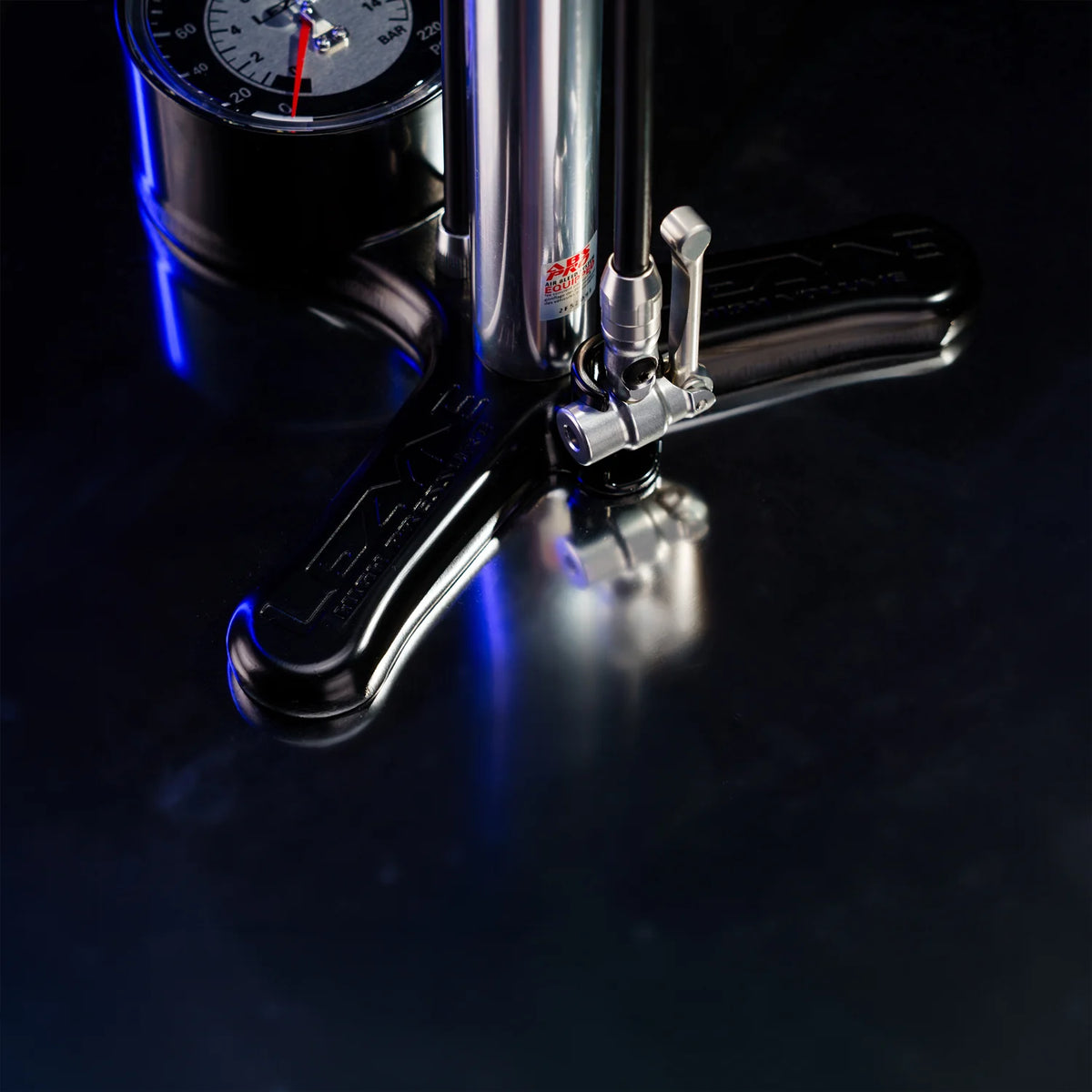 Pompe à Pied LEZYNE ALLOY FLOOR DRIVE Presta Pro Chuck Argent