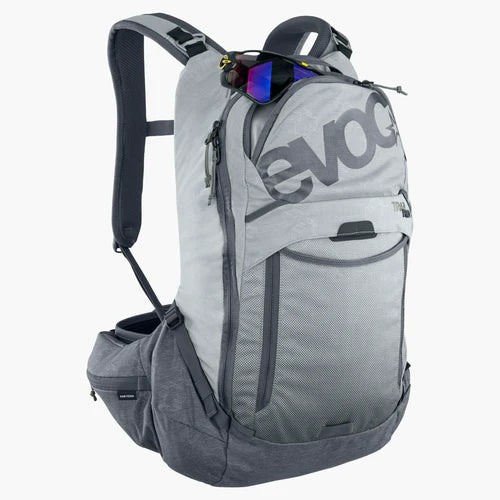 Batoh s bederní opěrkou EVOC TRAIL PRO 16 l, šedý