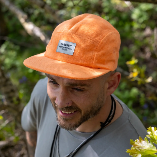 Kšiltovka BURGTEC ARCADE FIVE PANEL, oranžová