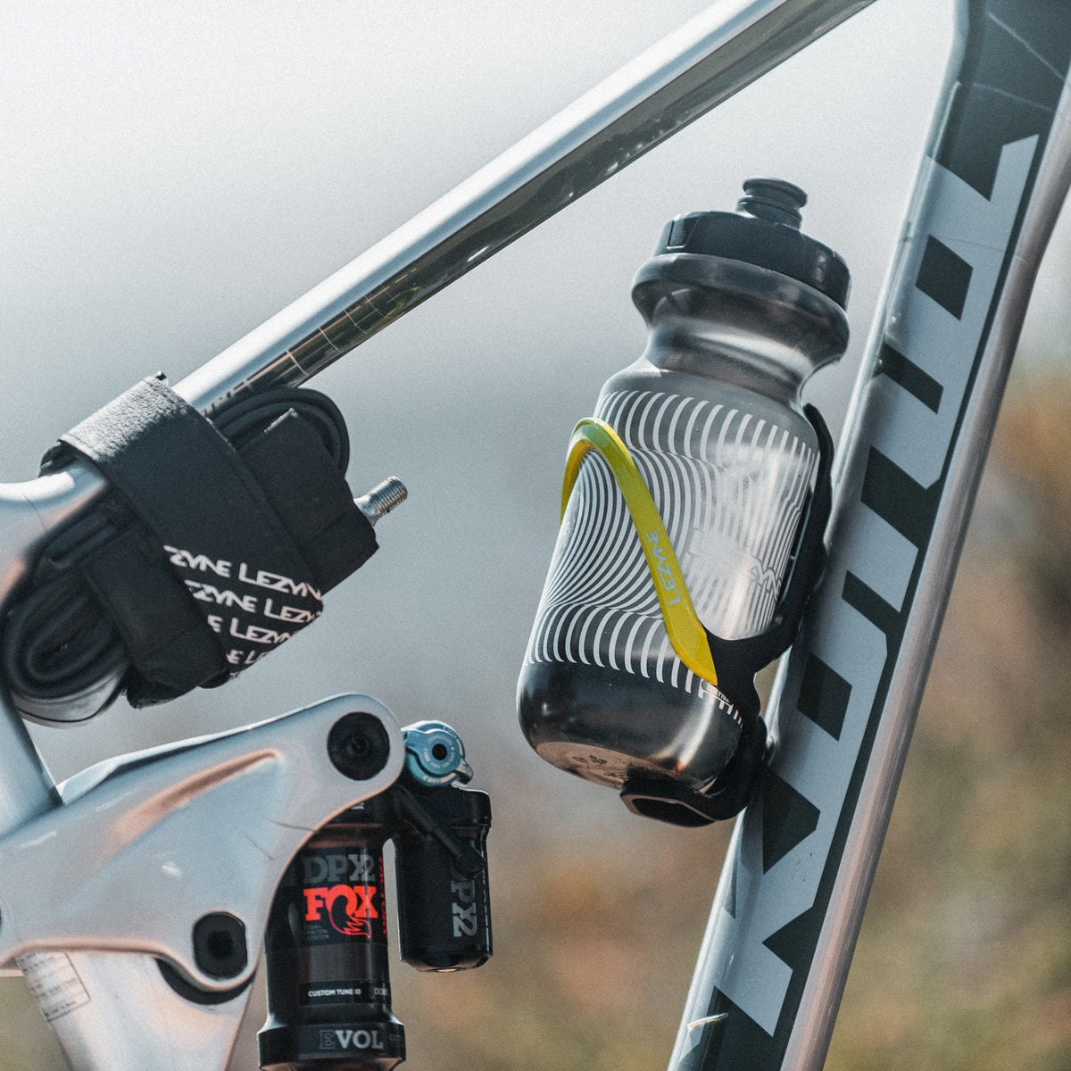 Porte-Bidon LEZYNE MATRIX TEAM Rouge