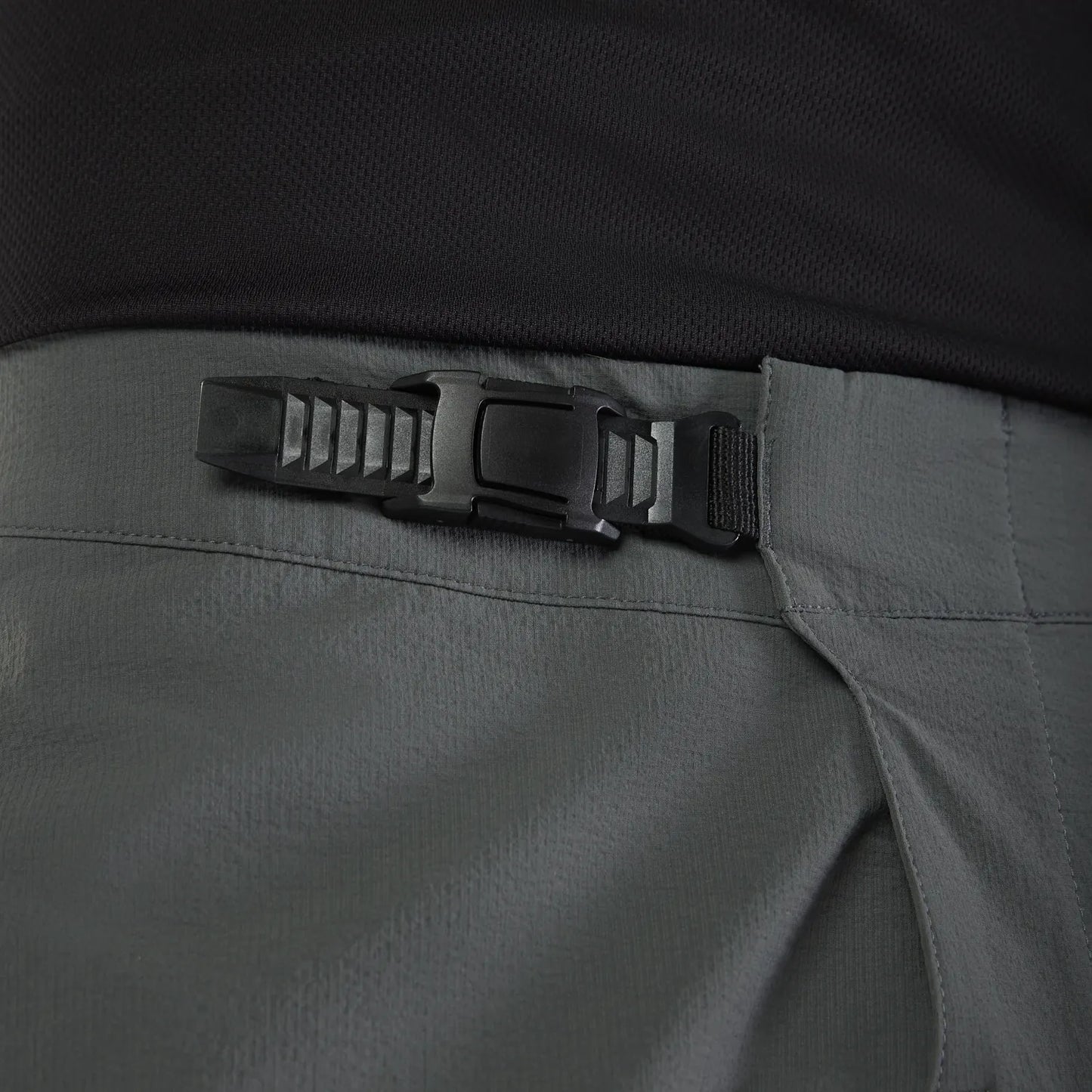 Krótkie spodenki FOX RANGER z wkładką Dark Shadow Grey