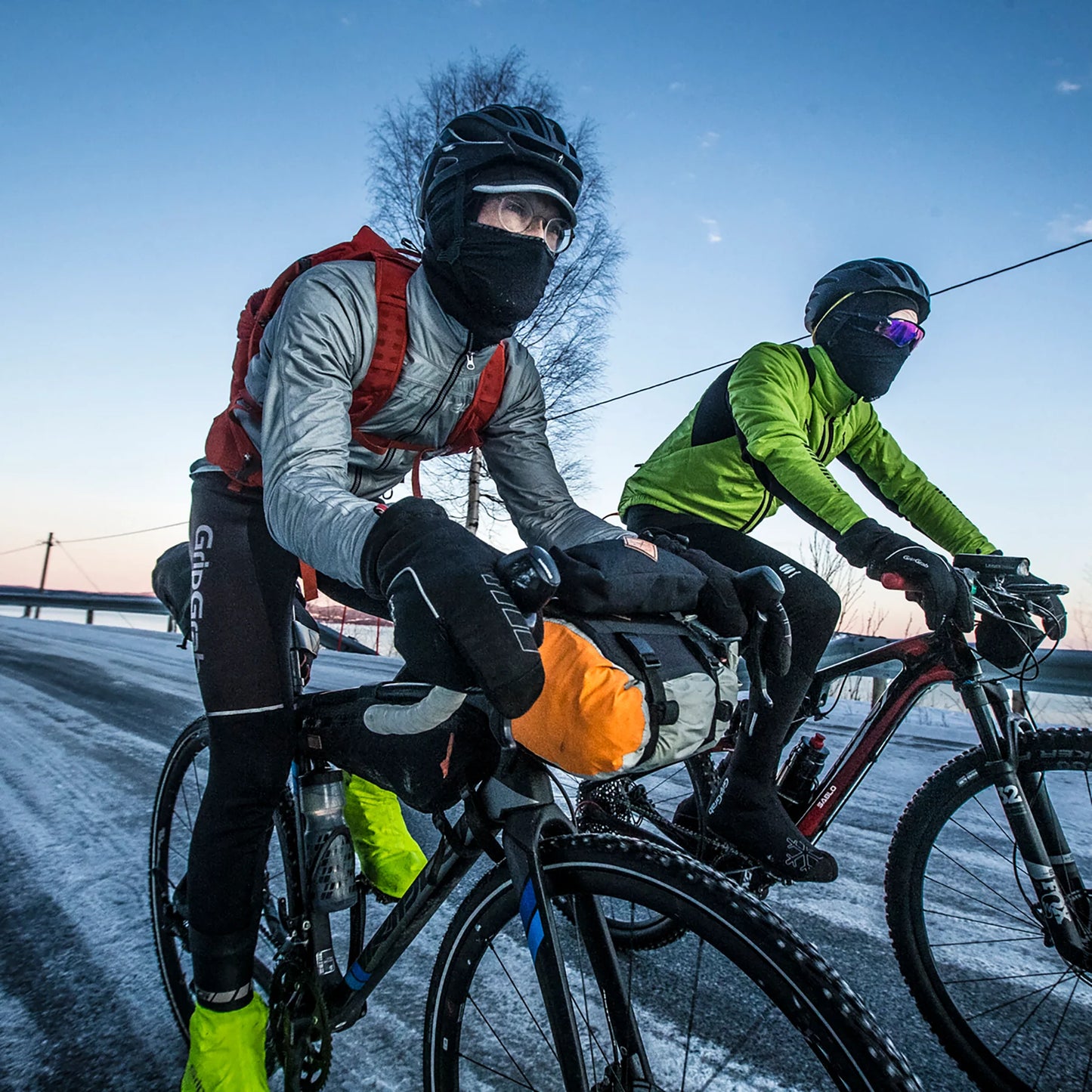 GRIPGRAB BELGIAN STYLE THERMAL WINDPROOF zimní čepice černá