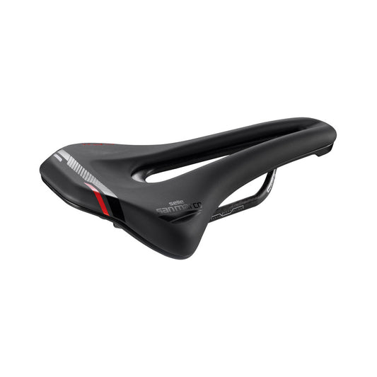 Siodełko SAN MARCO GROUND SHORT OPEN-FIT CARBON FX 155 mm czarne