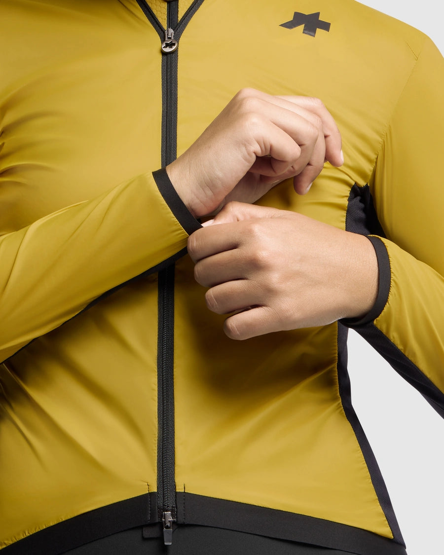 ASSOS UMA GT WIND S11 Dámská bunda Golden Yellow