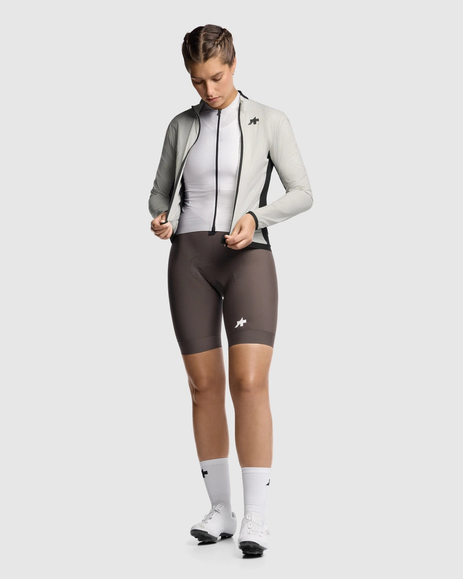 ASSOS UMA GT WIND S11 Dámská bunda Almond Milk